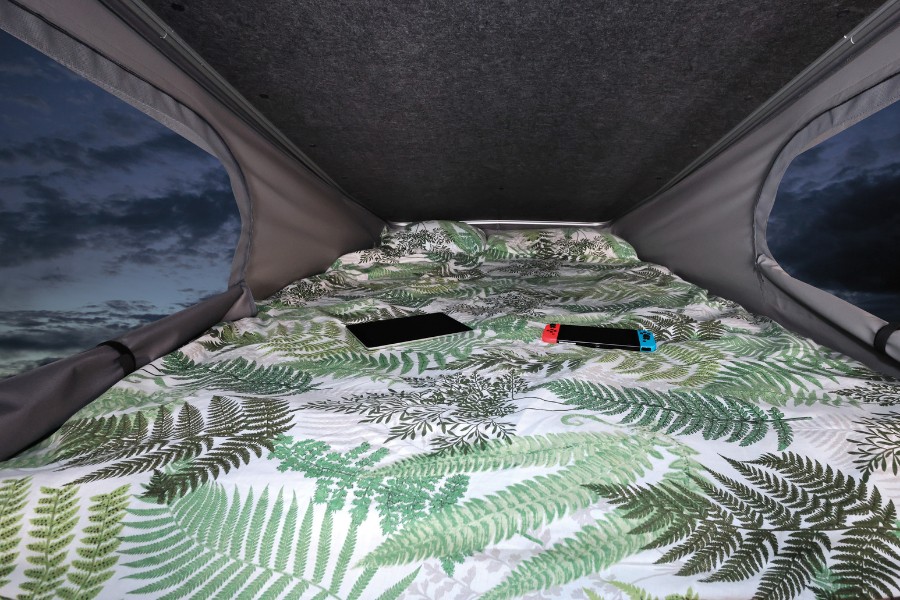 StyleVan Belize — toit relevable ouvert